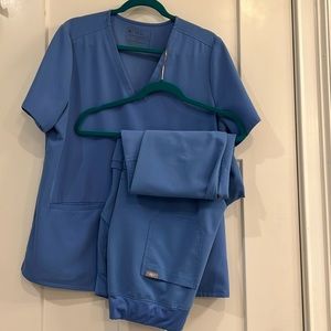 Figs XL/Petite XL scrub set